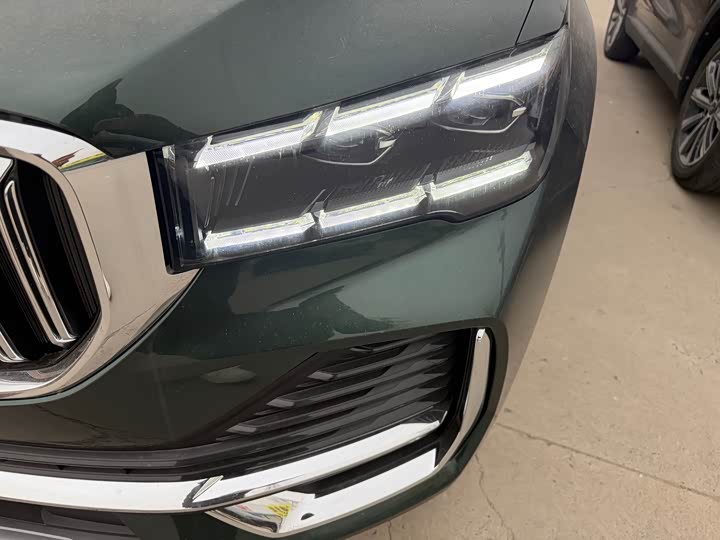 Photo 4 - Geely Monjaro