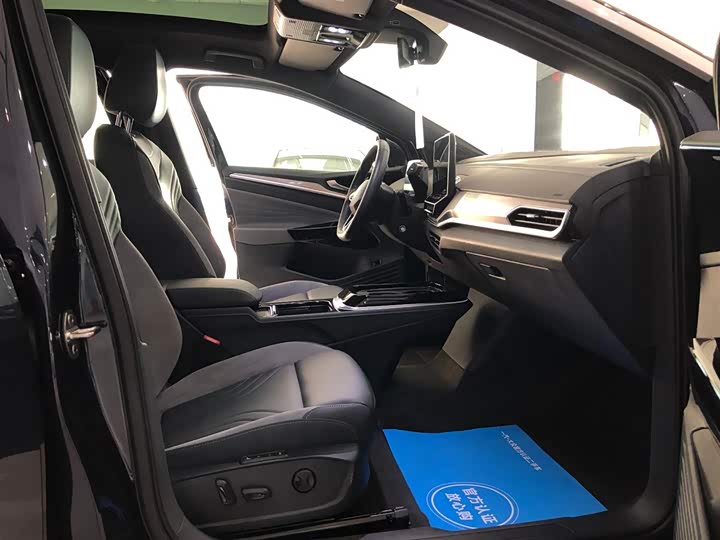 Фото 8 - Volkswagen ID.4 Crozz