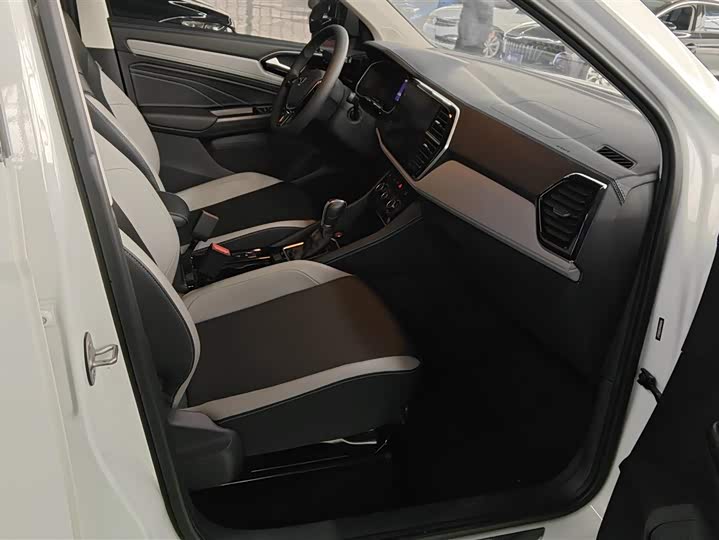 Фото 8 - Jetta VS5