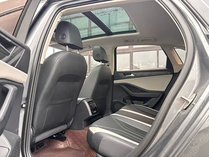 Фото 5 - Jetta VA7