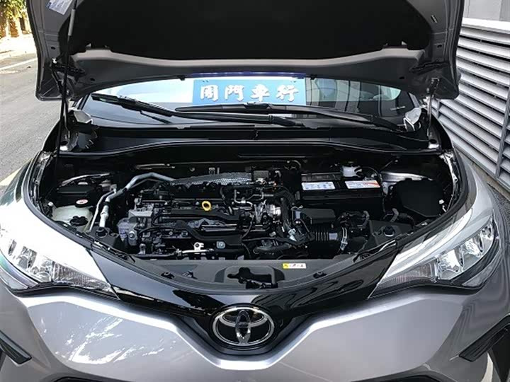 Фото 4 - Toyota Izoa