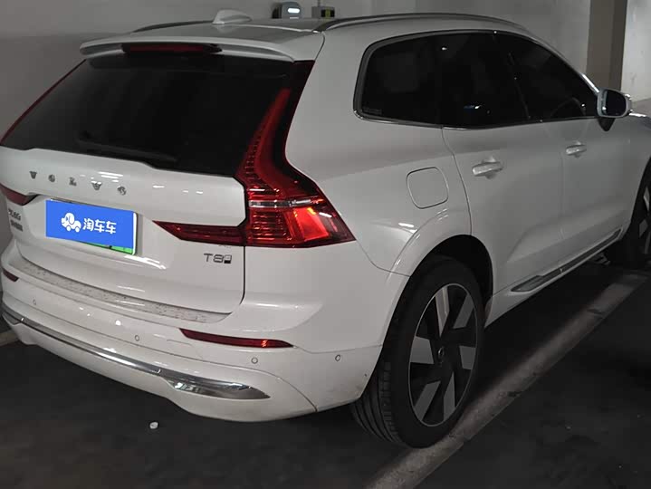 Фото 3 - Volvo XC60 Hybrid