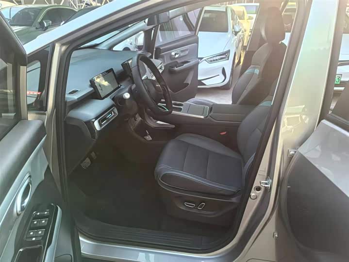 Photo 5 - GAC Aion Y