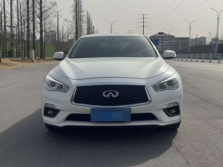 Фото 2 - Infiniti Q50L