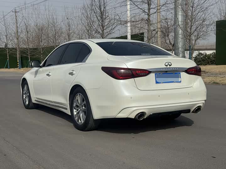 Фото 6 - Infiniti Q50L