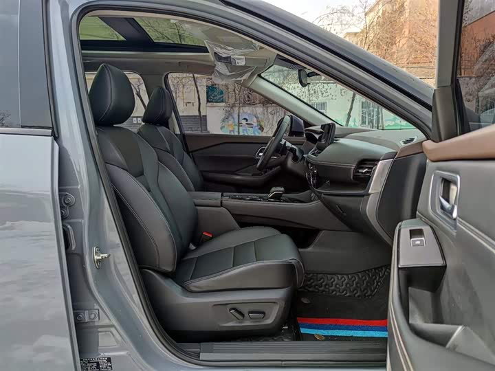 Фото 8 - Nissan X-Trail