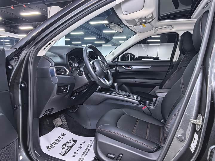 Фото 8 - Mazda CX-5