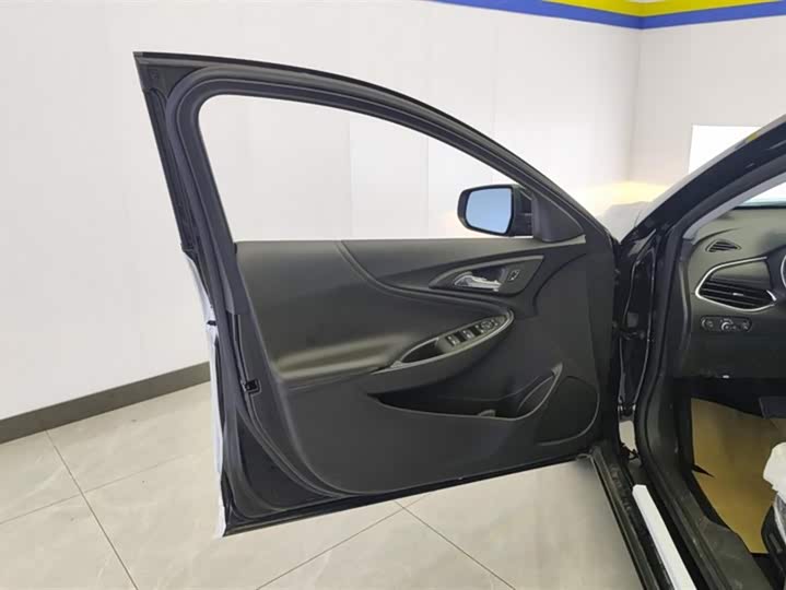 Фото 7 - Chevrolet Malibu XL