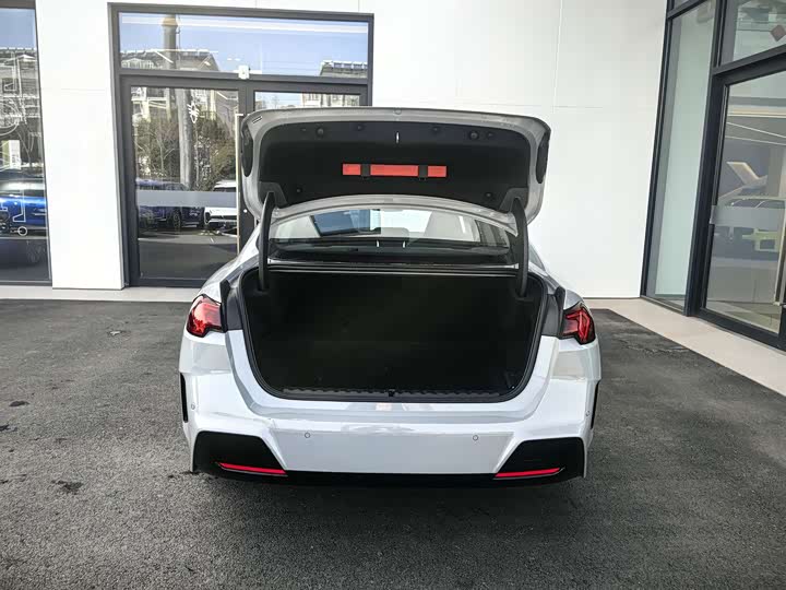 Фото 8 - BMW 2 Series