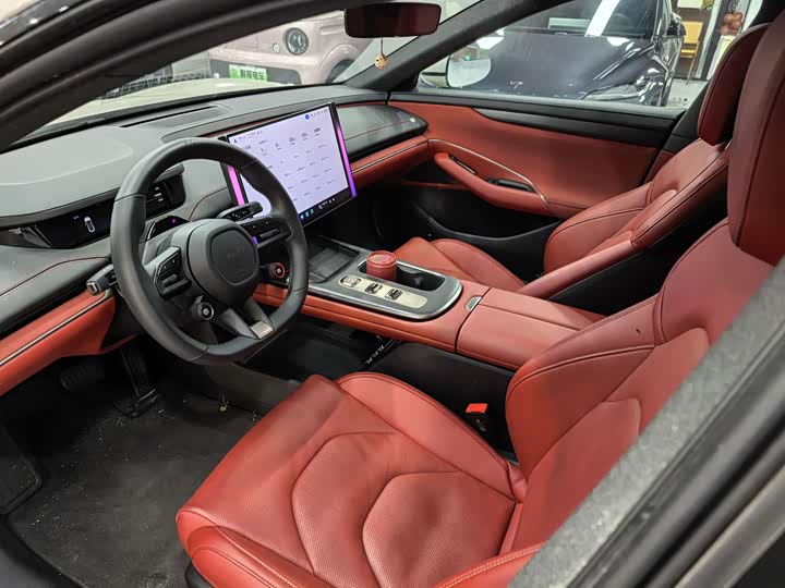 Фото 3 - Xiaomi SU7