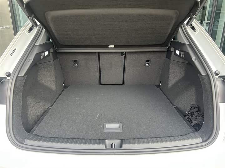 Фото 9 - Audi Q4 e-tron