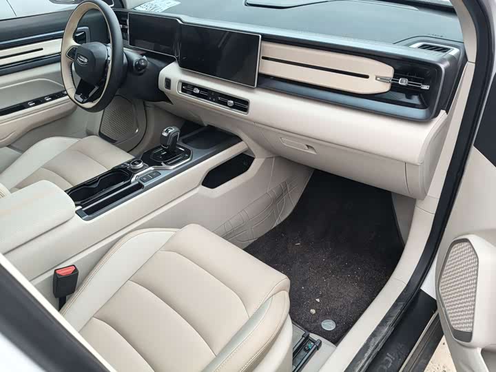 Photo 7 - Geely Icon