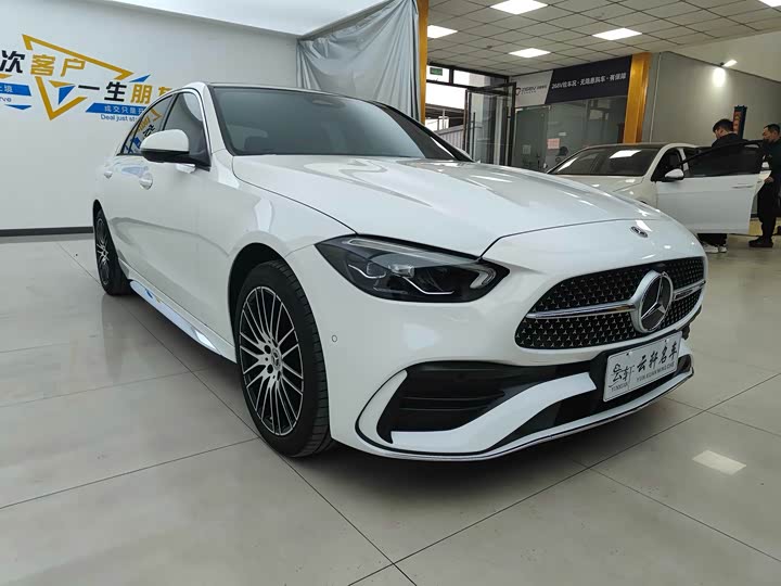 Фото 3 - Mercedes-Benz C-Class