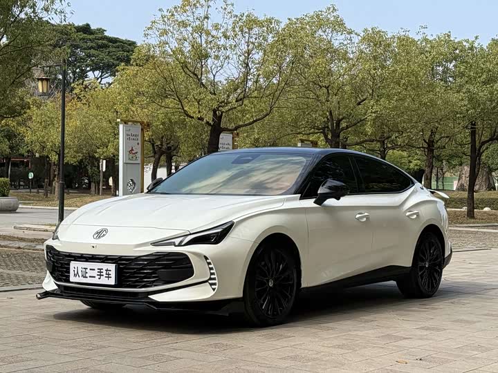 Фото 1 - MG Motor 7