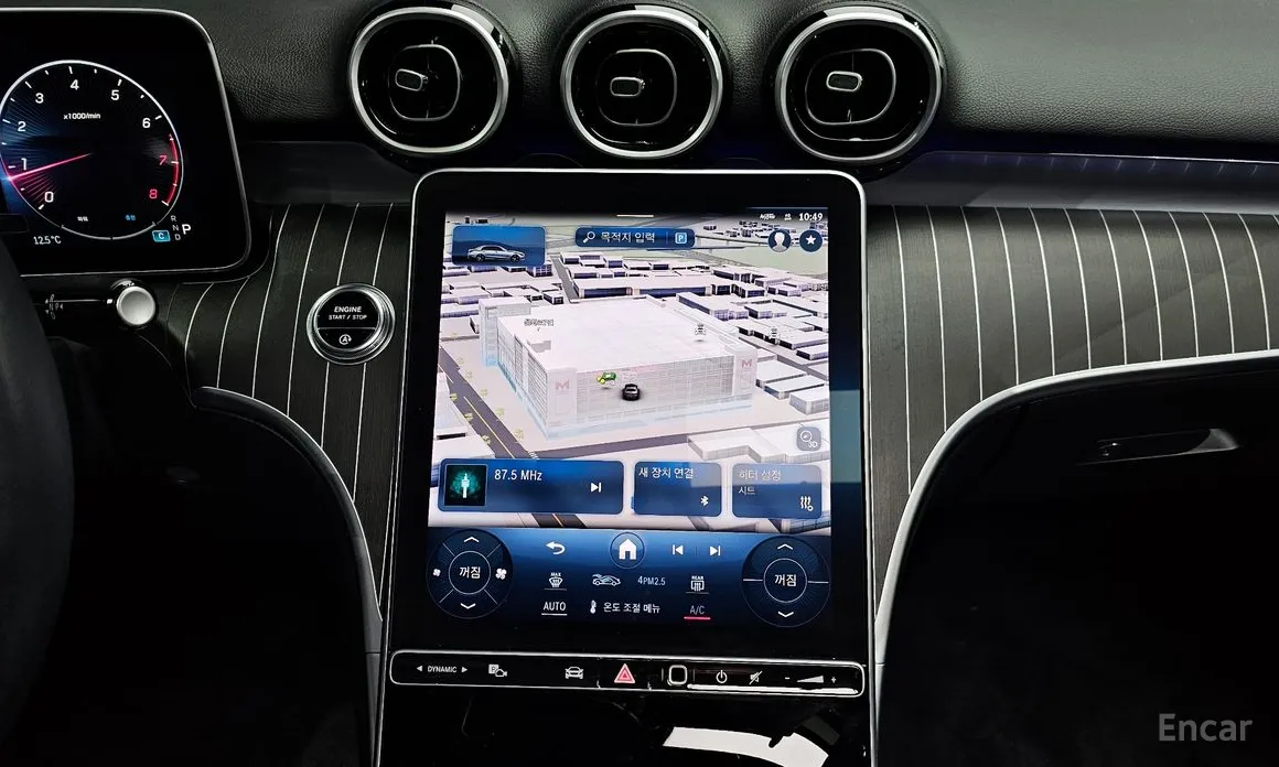 Фото 15 - Mercedes-Benz C-Class