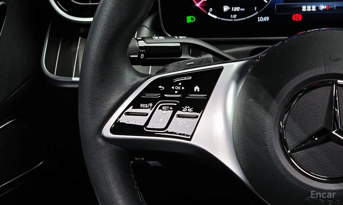 Фото 18 - Mercedes-Benz C-Class