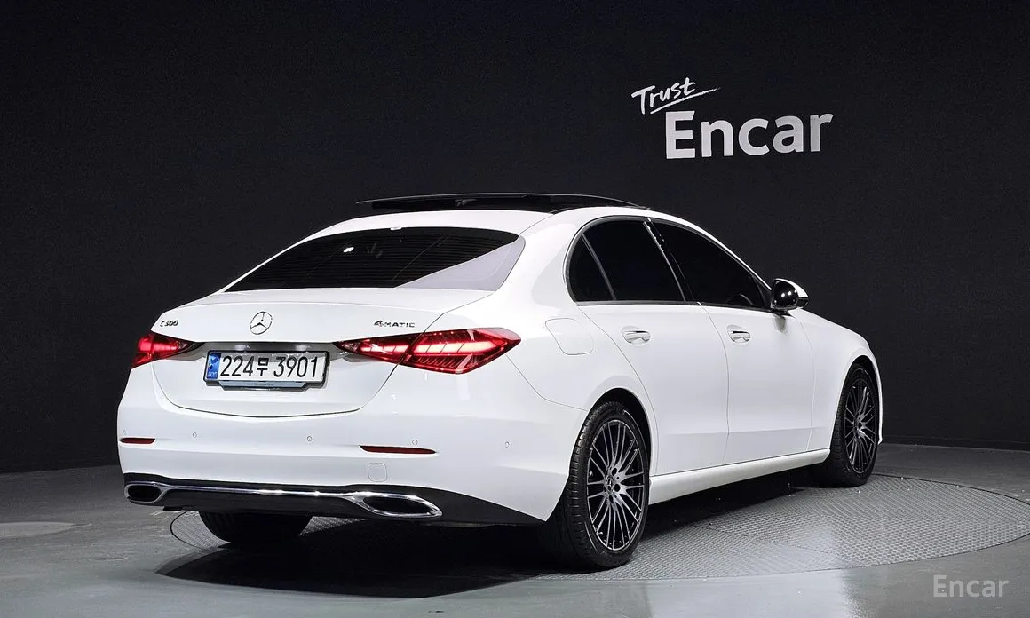 Фото 2 - Mercedes-Benz C-Class