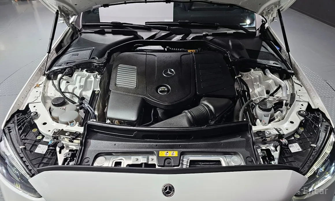 Фото 6 - Mercedes-Benz C-Class