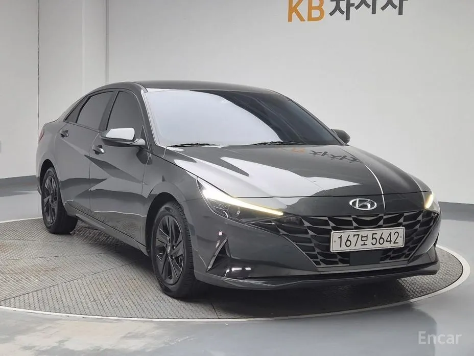 Фото 4 - Hyundai Avante