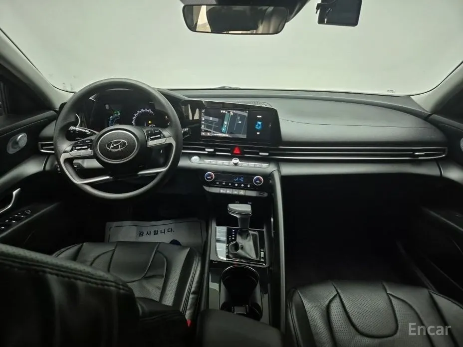 Фото 8 - Hyundai Avante