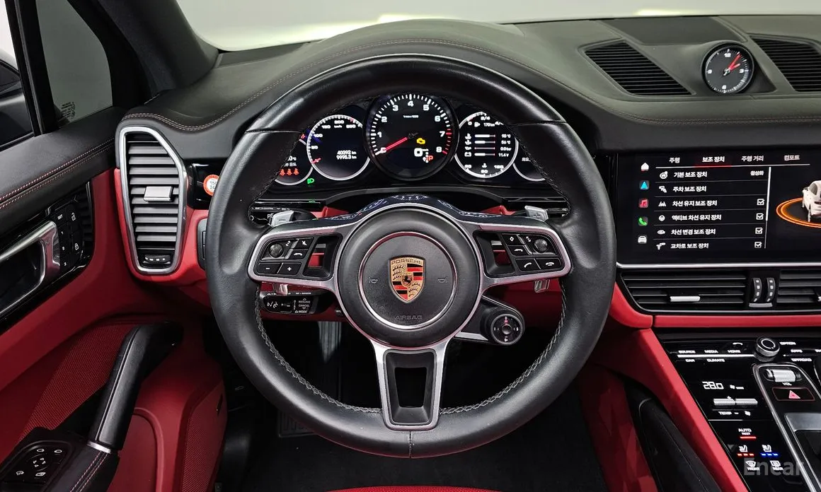 Фото 13 - Porsche Cayenne