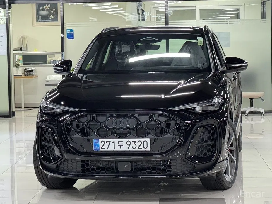 Фото 1 - Audi Q5