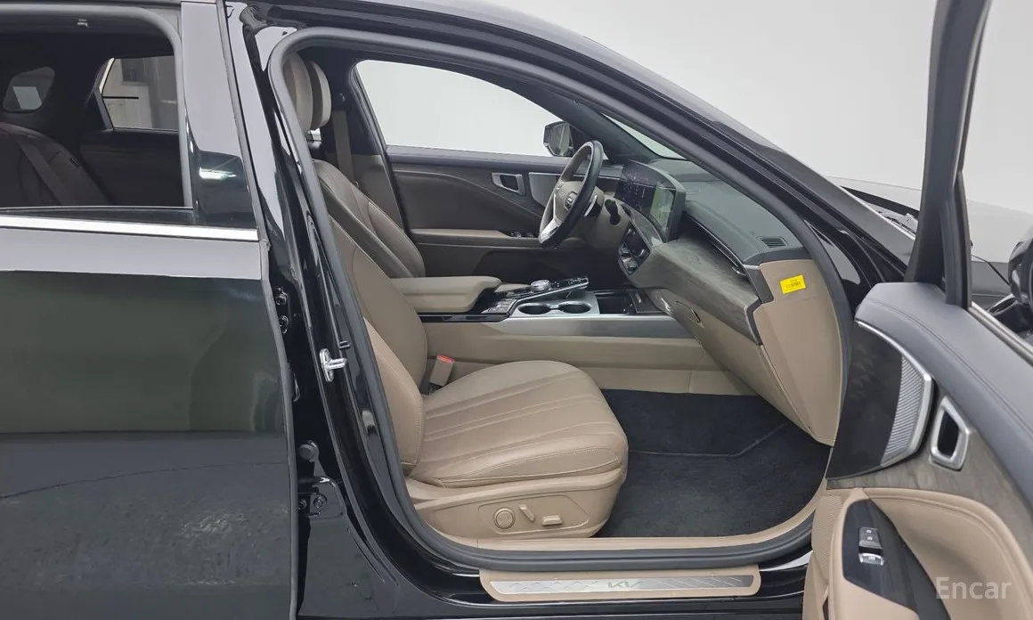 Фото 11 - Kia K8