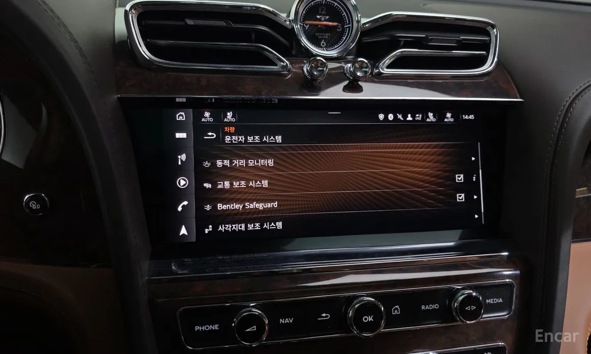 Фото 16 - Bentley Bentayga