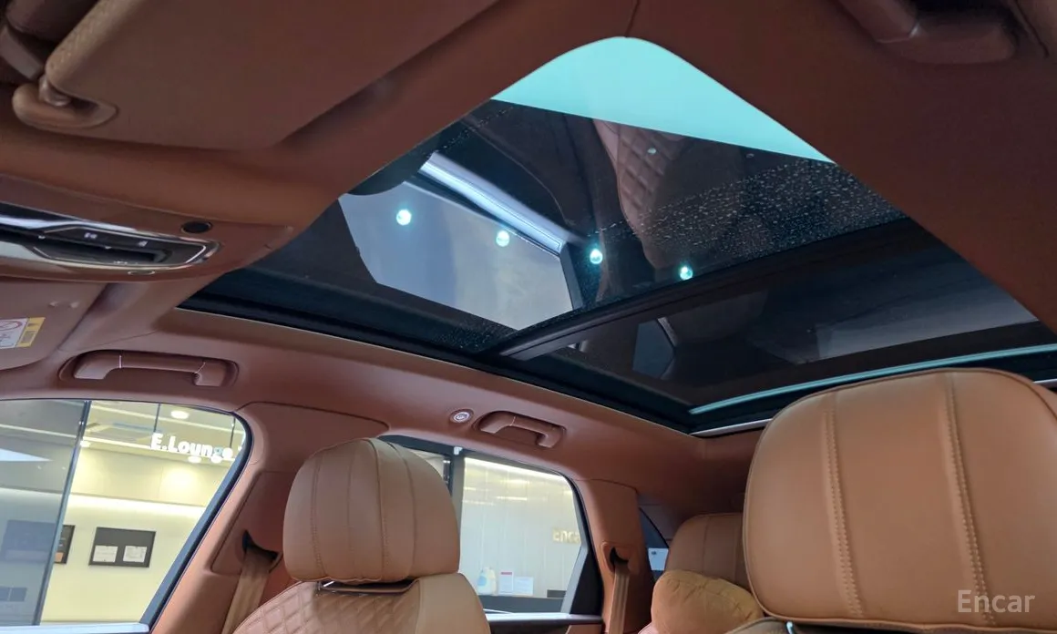 Фото 18 - Bentley Bentayga