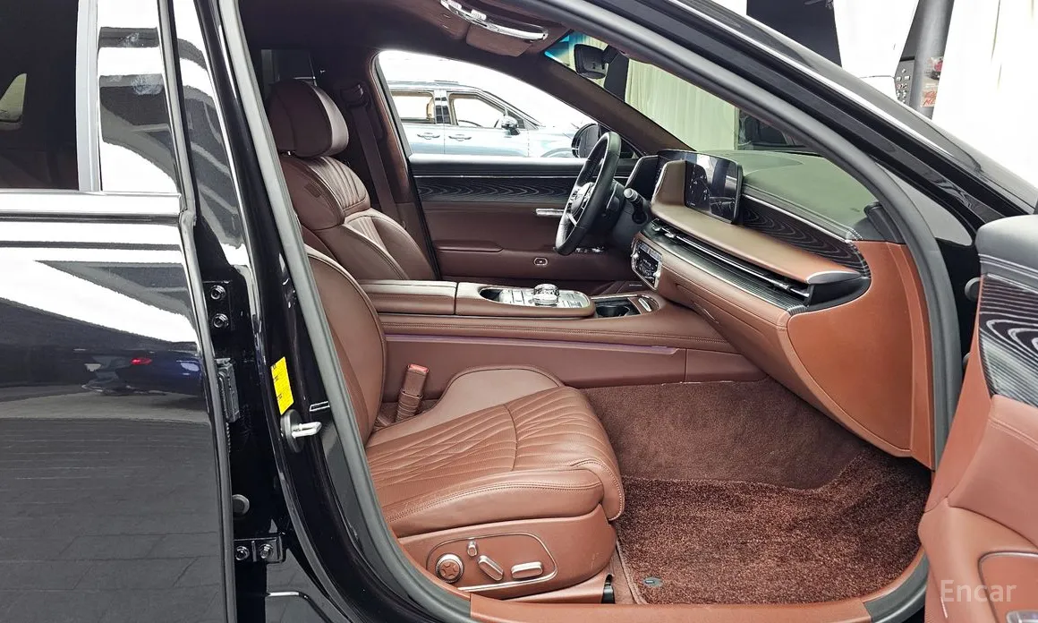 Фото 11 - Genesis G90