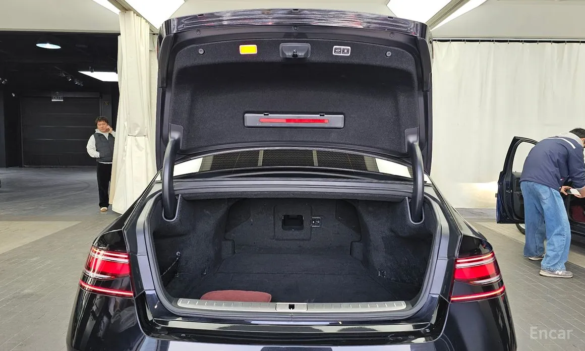 Фото 20 - Genesis G90