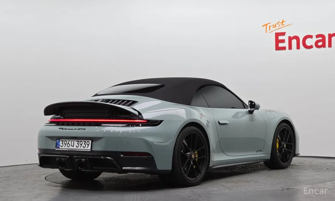 Фото 2 - Porsche 911