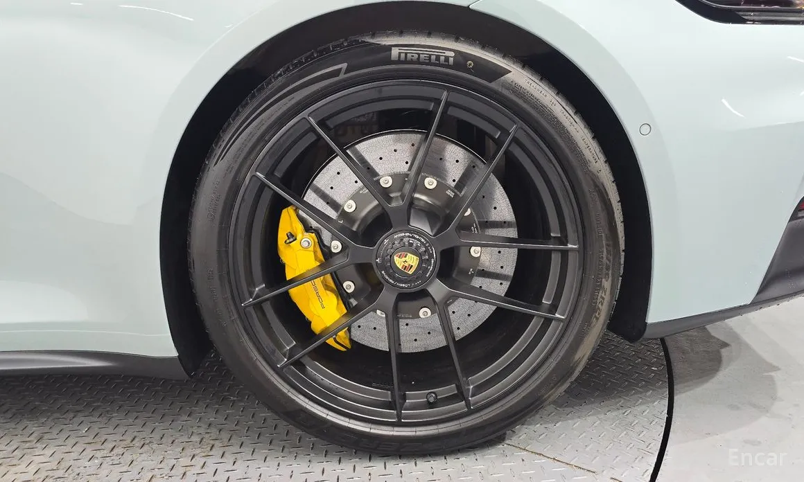 Фото 5 - Porsche 911