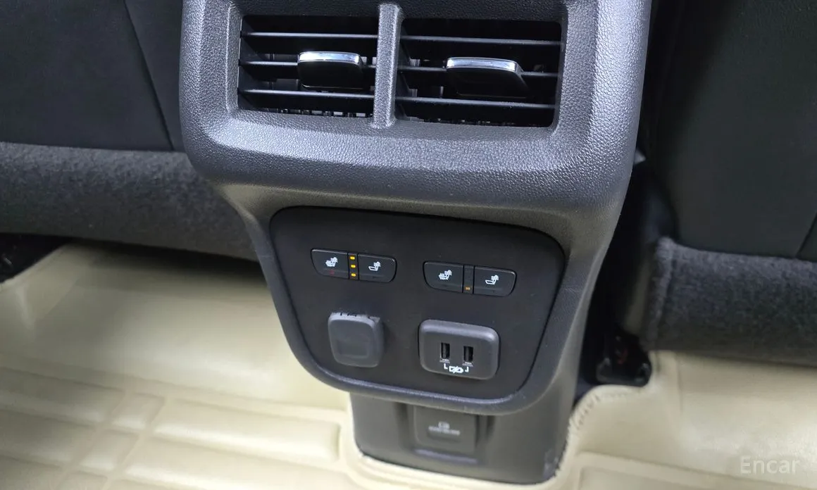 Фото 19 - Chevrolet Equinox