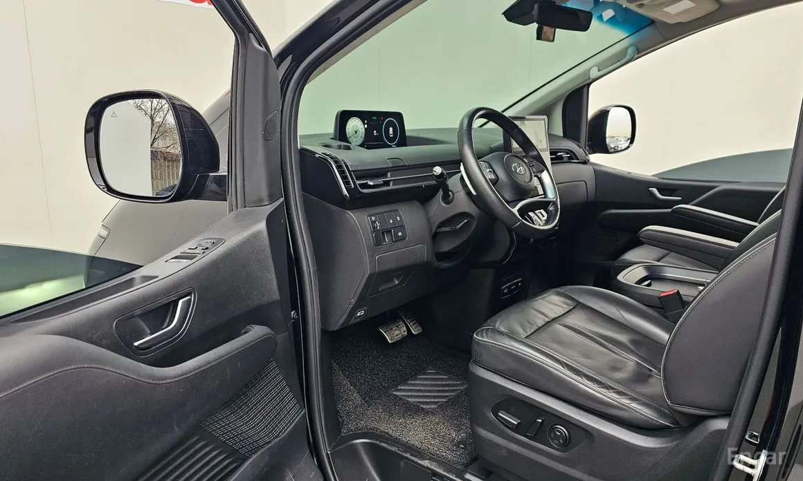 Фото 11 - Hyundai Staria