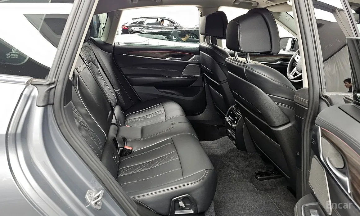 BMW Gran Turismo 2017 630i xDrive Luxury