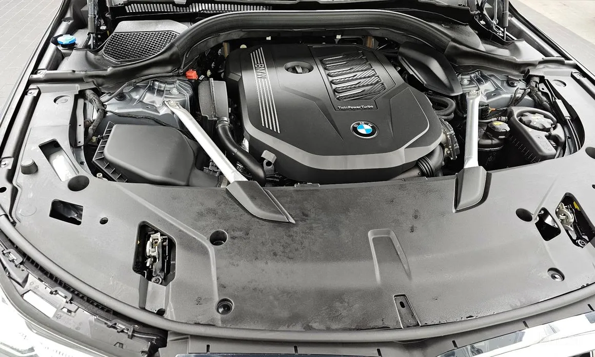 BMW Gran Turismo 2017 630i xDrive Luxury