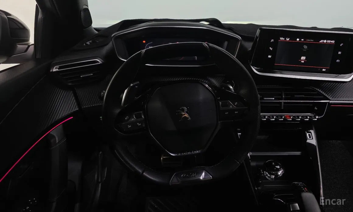 Фото 13 - Peugeot 2008