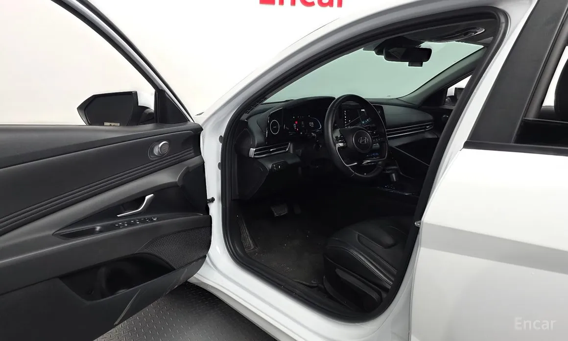 Фото 10 - Hyundai Avante