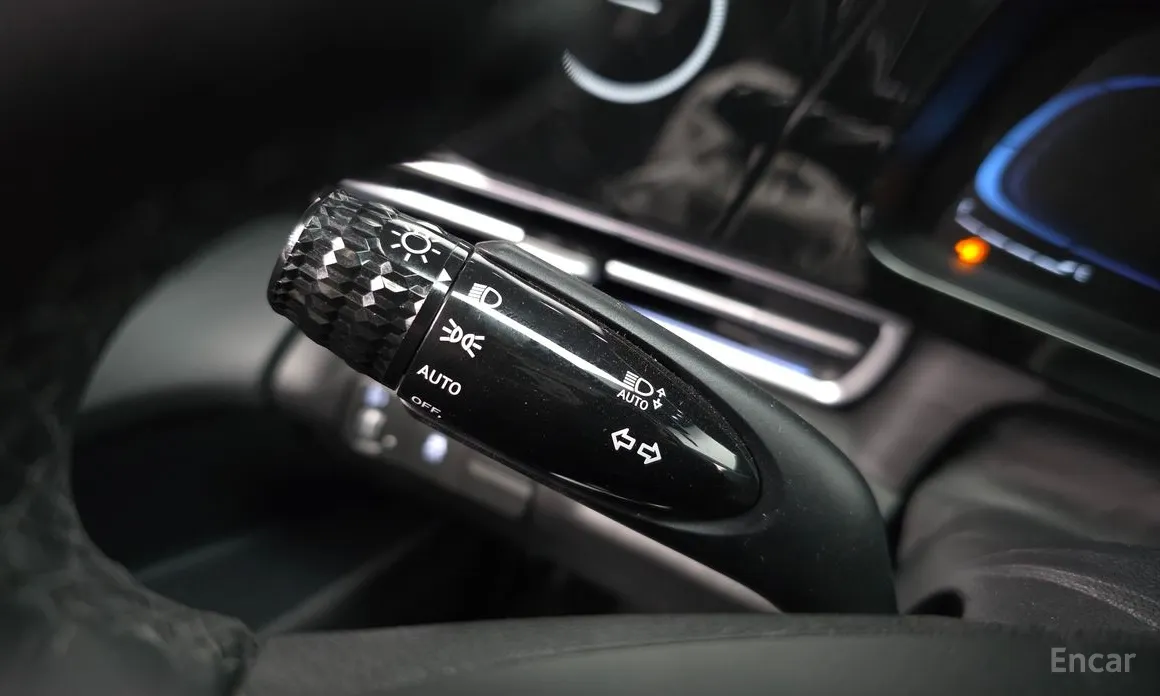 Фото 18 - Hyundai Avante