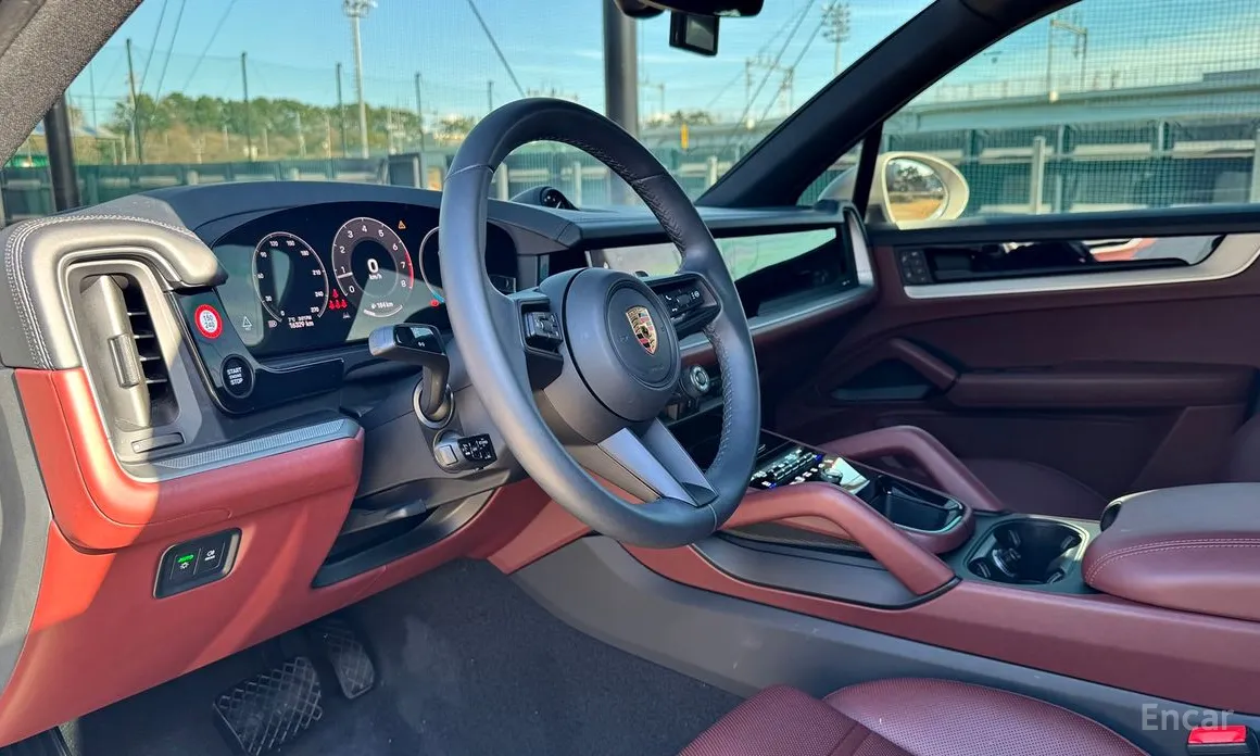 Фото 12 - Porsche Cayenne