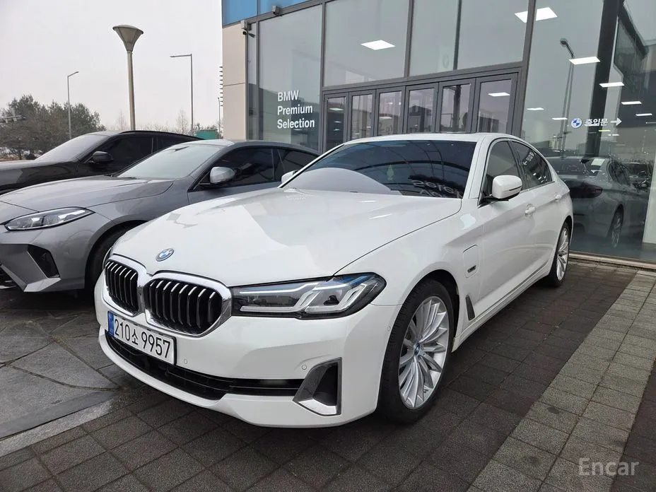 Фото 3 - BMW 5 Series