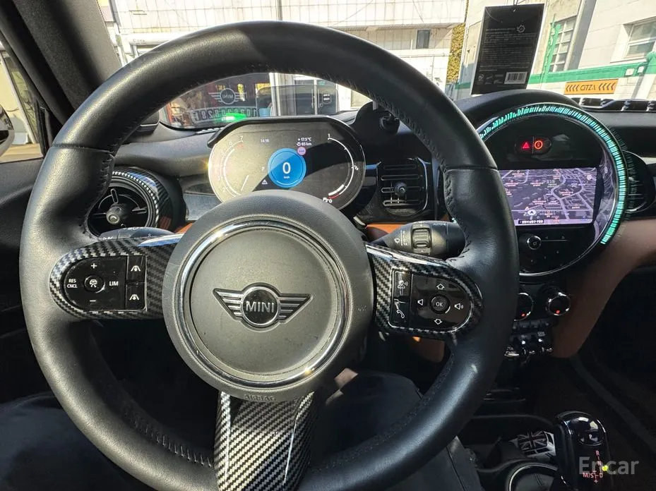 Фото 16 - Mini Cooper Convertible