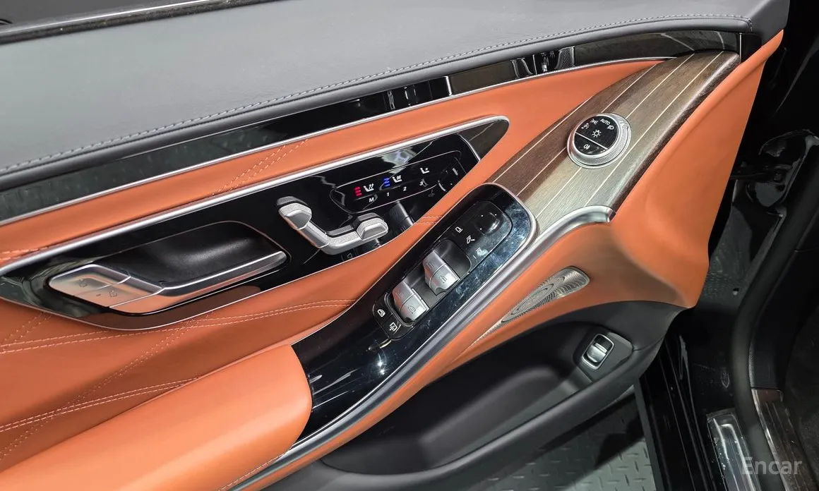 Фото 10 - Mercedes-Benz S-Class