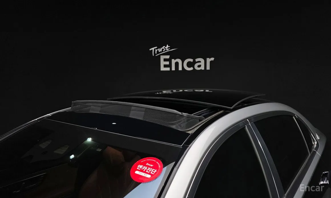 Фото 14 - Mercedes-Benz S-Class