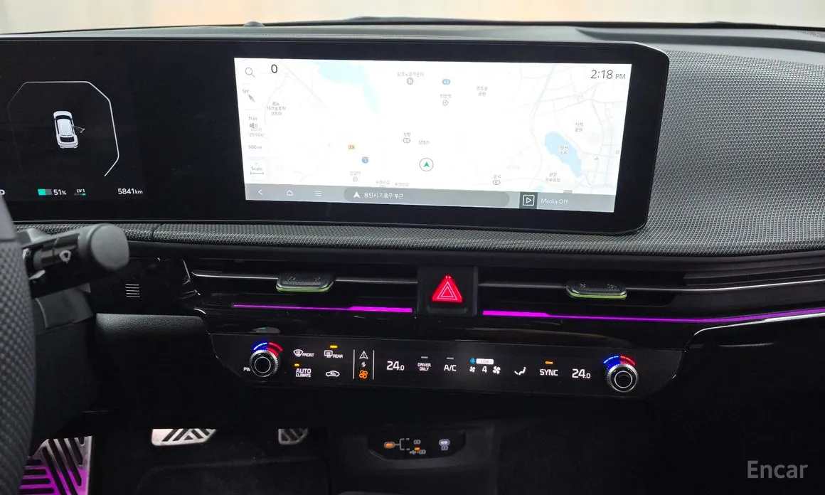 Фото 14 - Kia EV6