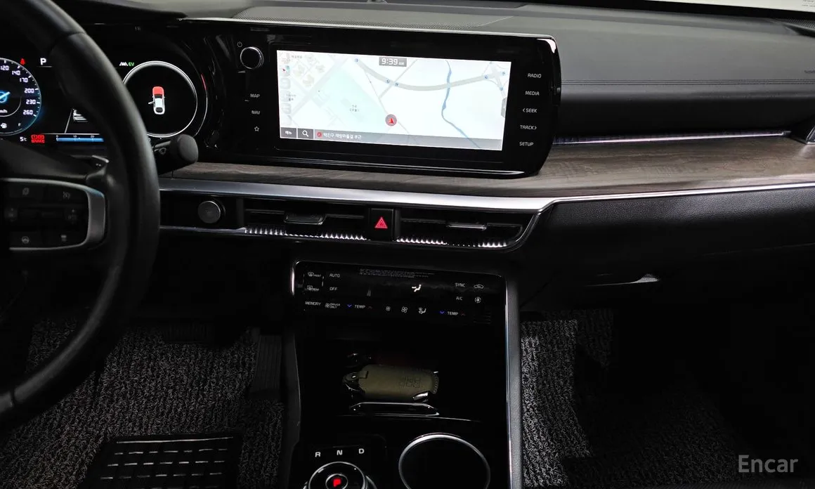 Фото 14 - Kia K5