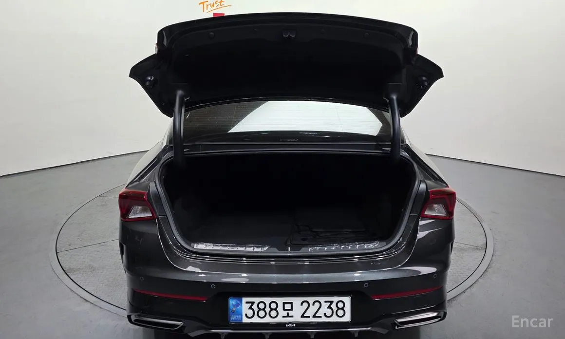 Фото 20 - Kia K5