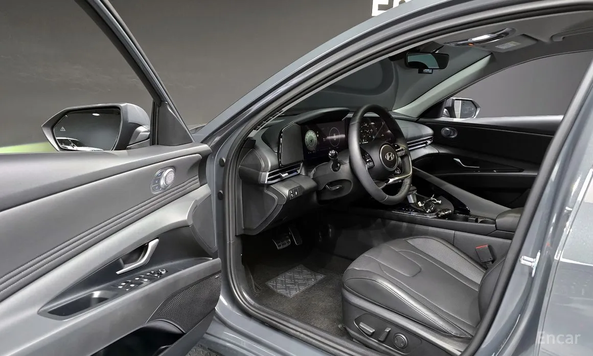 Photo 11 - Hyundai Avante