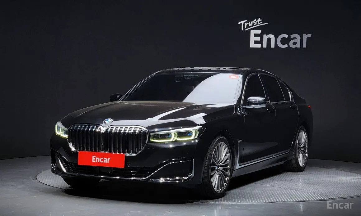 Фото 1 - BMW 7 Series
